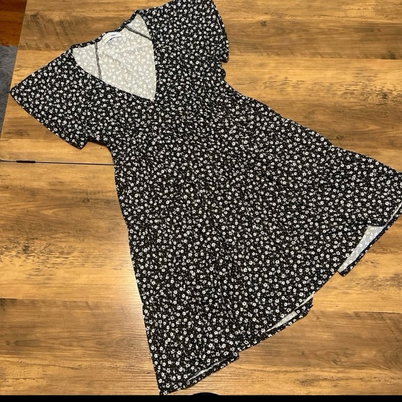 Urban Outfitters Dresses & Skirts - Urban Outfitters Black and White Floral Dress